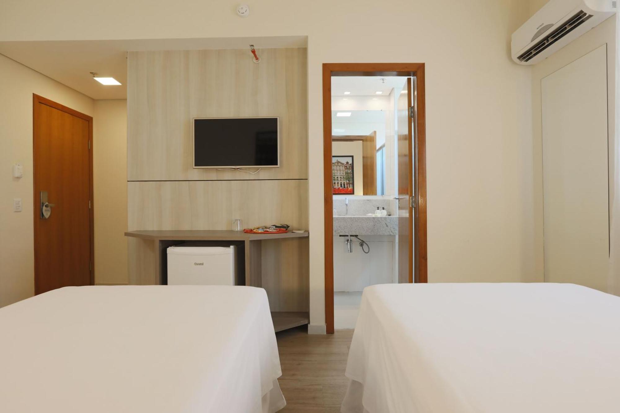 Hotel Amsterdam مونتيس كلاروس المظهر الخارجي الصورة