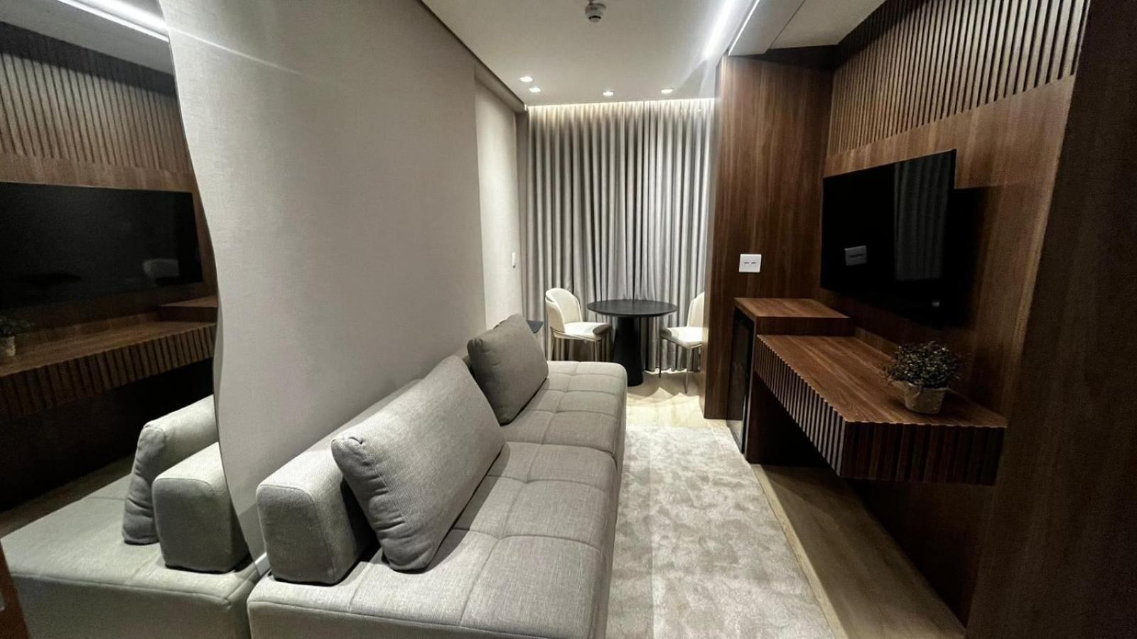 Hotel Amsterdam مونتيس كلاروس المظهر الخارجي الصورة